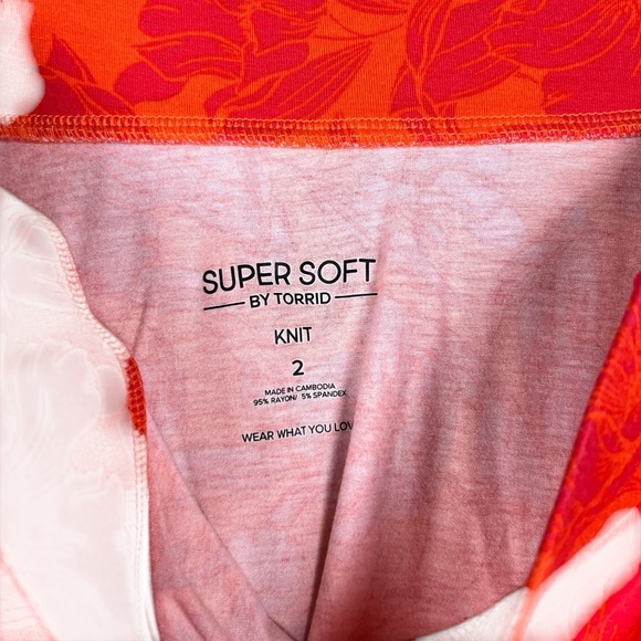 Super Soft by Torrid Handkerchief Hem Maxi Skirt Floral Orange SZ 2X - Picture 4 of 7